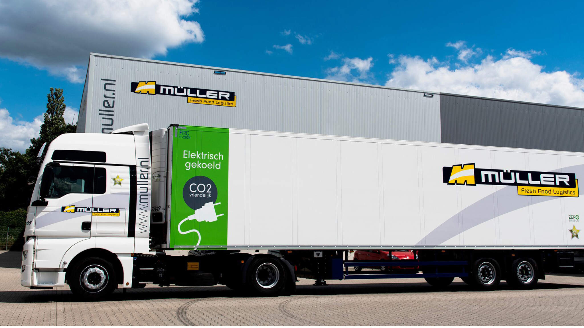 DACHSER acquires Dutch food logistics provider M&uuml;ller